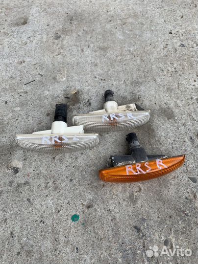 Повторитель в крыло ленд ровер спорт 1