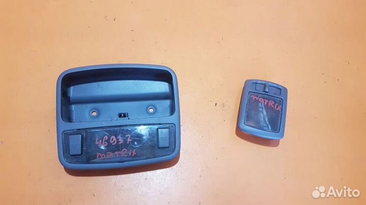 Плафон салона на Hyundai Matrix