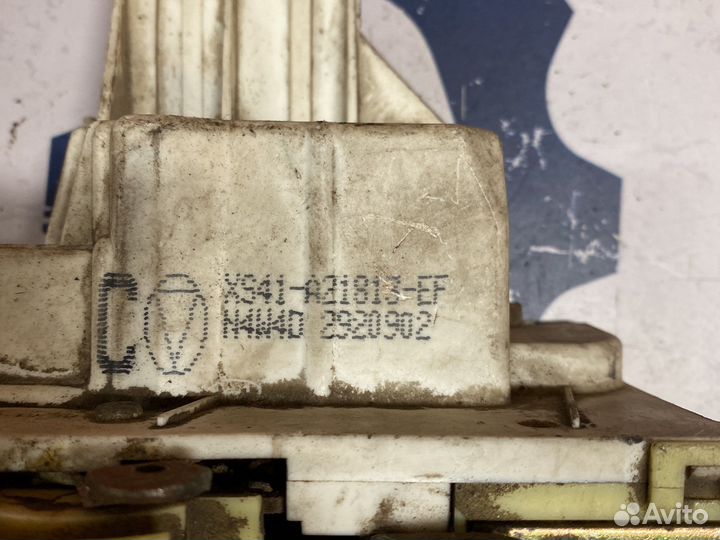 Замок двери передний левый Ford XS41A21813EF