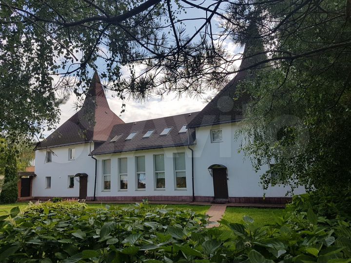 Дом 300 м² на участке 15 сот.