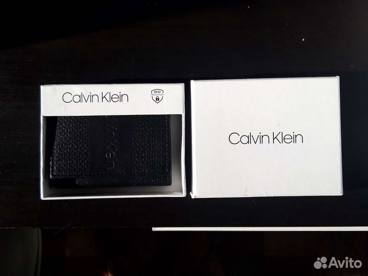 Мужское кожаное портмоне Calvin Klein