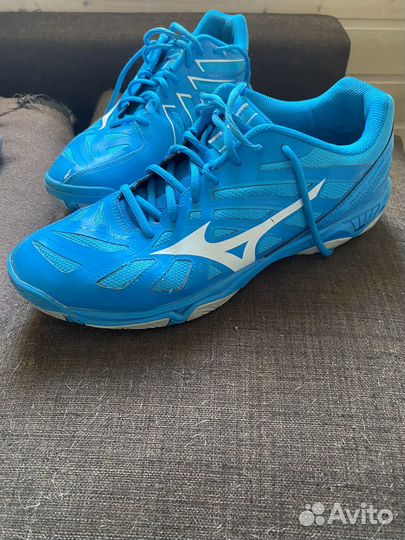 Волейбольные кроссовки Mizuno Wave Hurricane 3