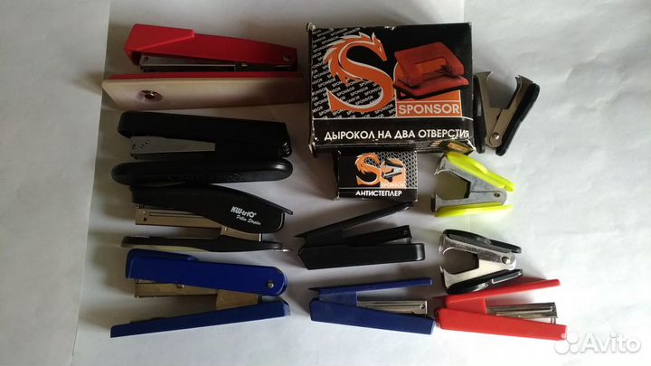 Канцтовары степлеры бумага плёнки папки