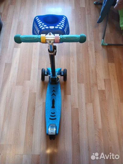 Самокат Y-Scoo