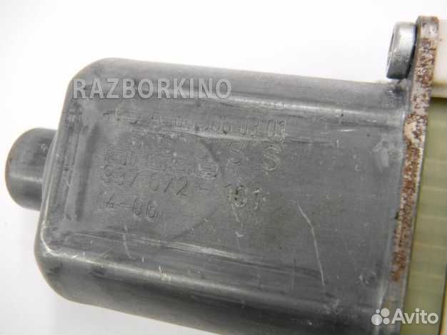 Моторчик переднего левого стеклоподъемника Mercedes C292 GLE