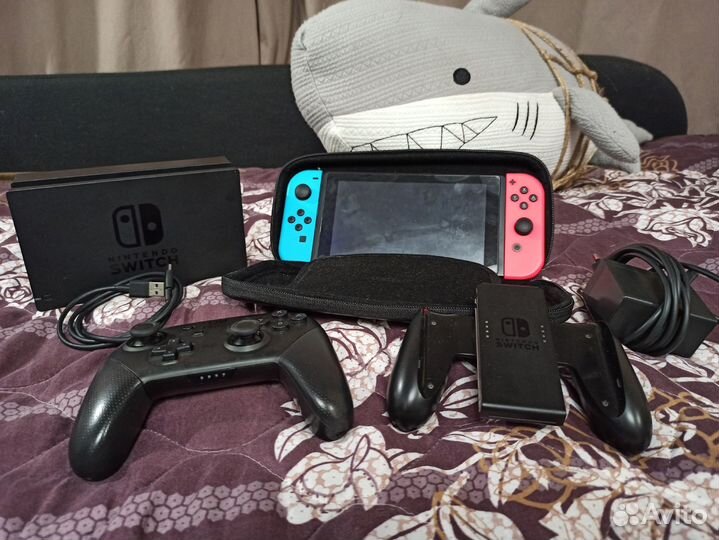 Nintendo Switch, Neon Blue and Neon Red + доп