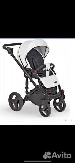 Продам коляску 3 в 1