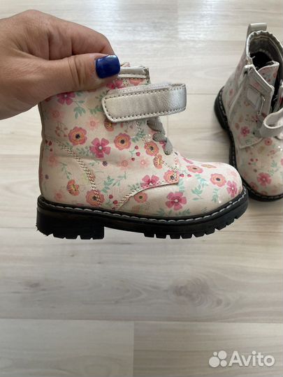 Ботинки демисезонные для девочки 23 размер