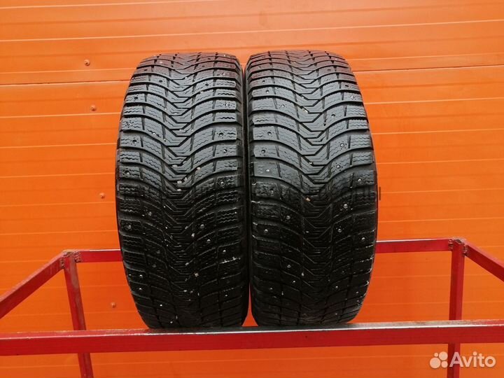 Michelin X-Ice North 3 215/55 R16 94H