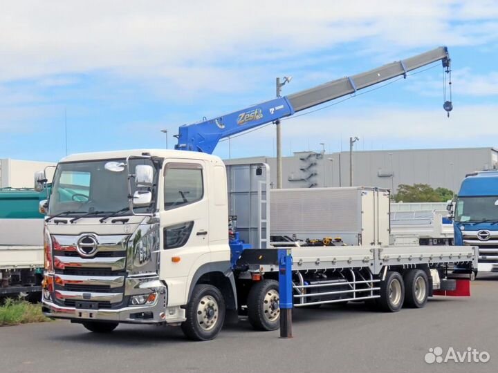 Эвакуатор Hino 700 (Profia) с КМУ Tadano, 2020