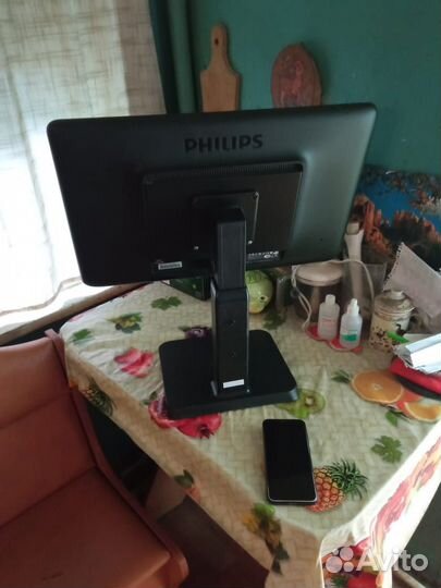 Монитор Philips 224 EL2 Full HD