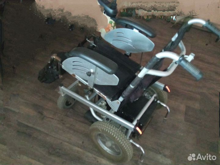 Инвалидная коляска с электроприводом бу
