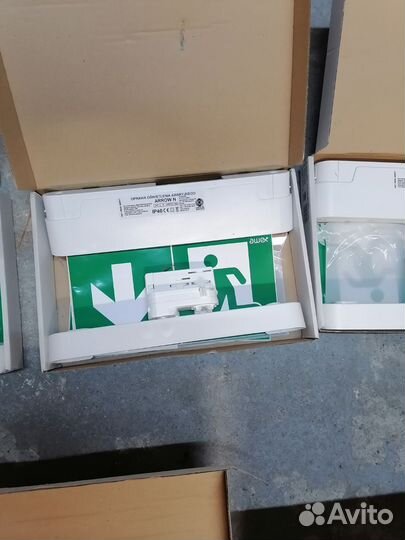 Аварийный светильник