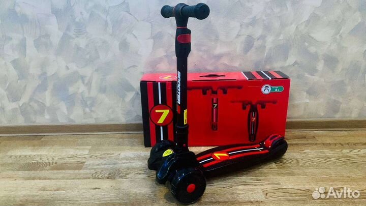 Самокат детский трехколесный