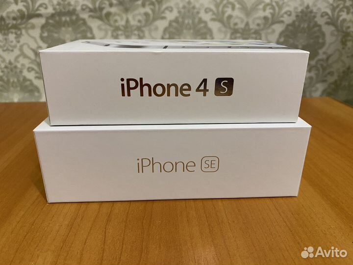 Коробки оригинал от iPhone 4S и SE