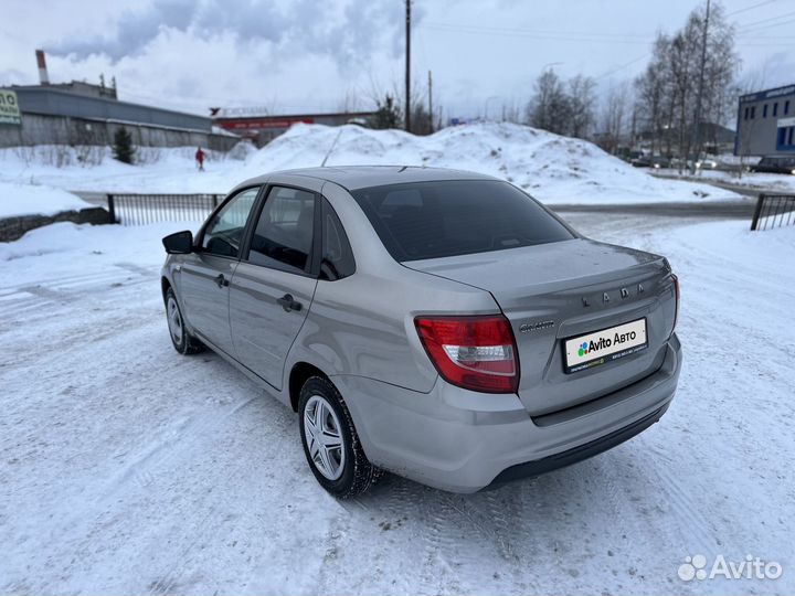 LADA Granta 1.6 МТ, 2019, 121 000 км