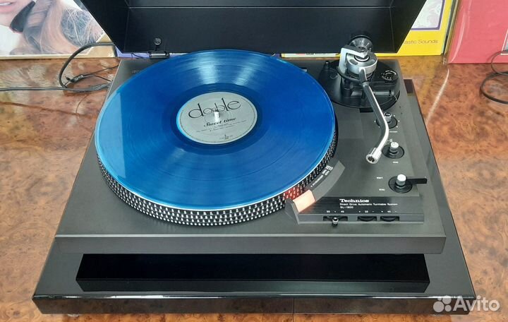 Виниловый проигрыватель Technics SL-1900 Автомат