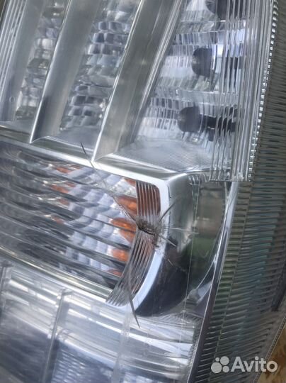 Фанарь задний правый Toyota Prius 30