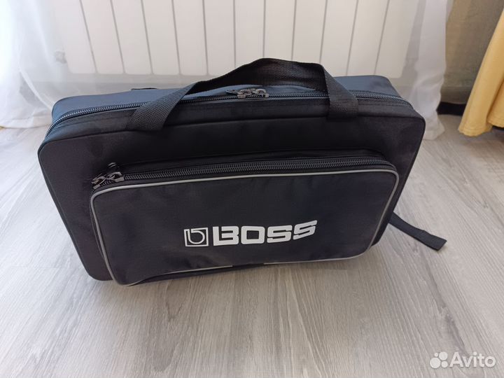 Полный комплект гитарного процессора boss ME-90