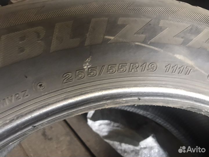 Bridgestone Blizzak DM-V2 255/55 R19
