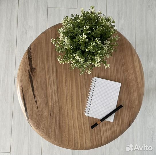 Стол из Эпоксидной смолы и дерева от изготовителя