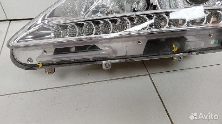 Фара левая Hyundai Equus