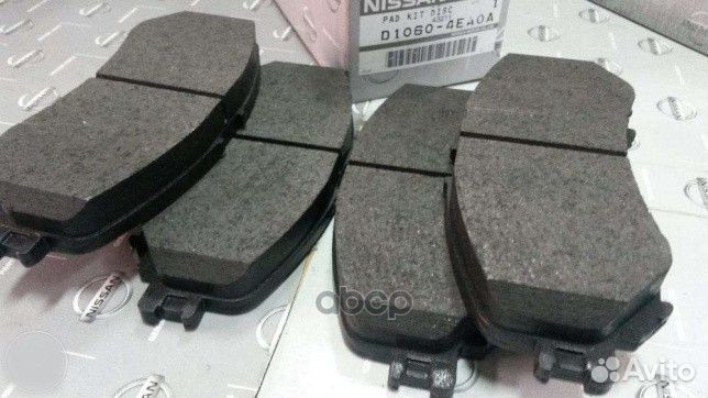 Колодки тормозные дисковые перед D10604EA0A nissan