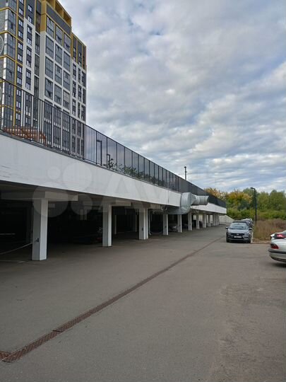 Машиноместо, 14 м²