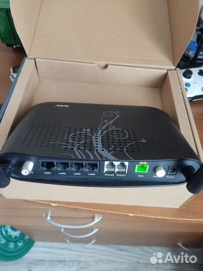 Wi-Fi роутер FiberHome AN5506-04-G