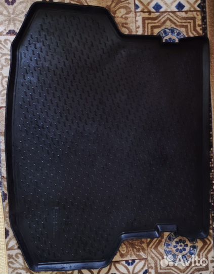 Коврик в багажник