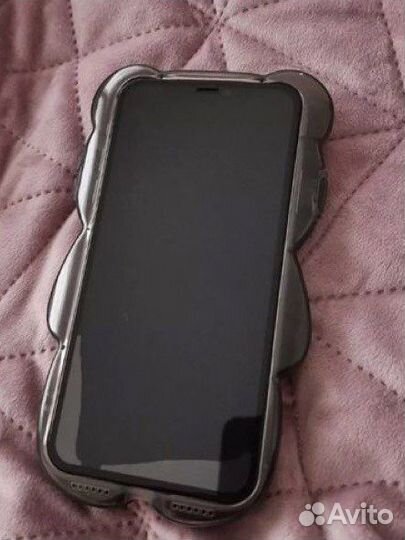 Чехол на айфон 11