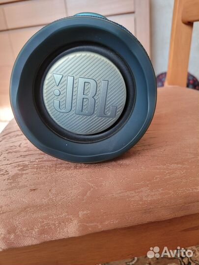 Портативная колонка jbl xtreme2