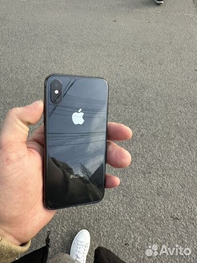iPhone X, 64 ГБ