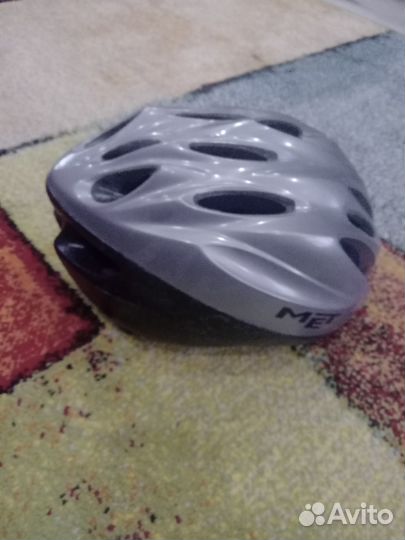 Велошлем MET
