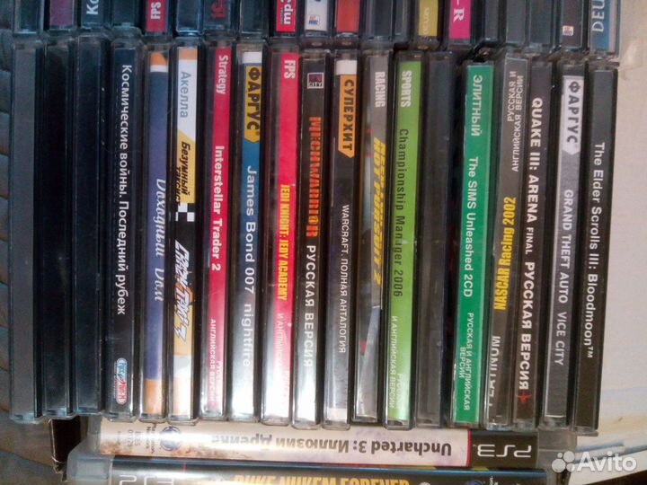 DVD за 10 дисков фильмов и игр