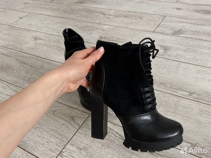 Демисезонные Ботильоны