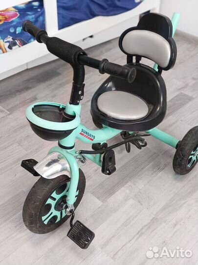 Велосипед трехколесный