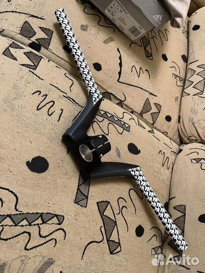 Карбоновый руль bombshell 4' для bmx race