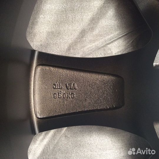 Диски NPW 18*8.0 ET 38 CB 67.1 Pajero Sport