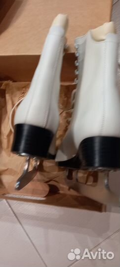 Коньки фигурные lSG7 Jamp 25,5 см стелька