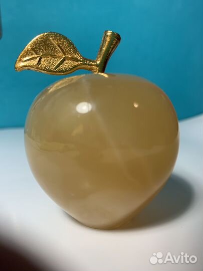 Яблоко из оникса