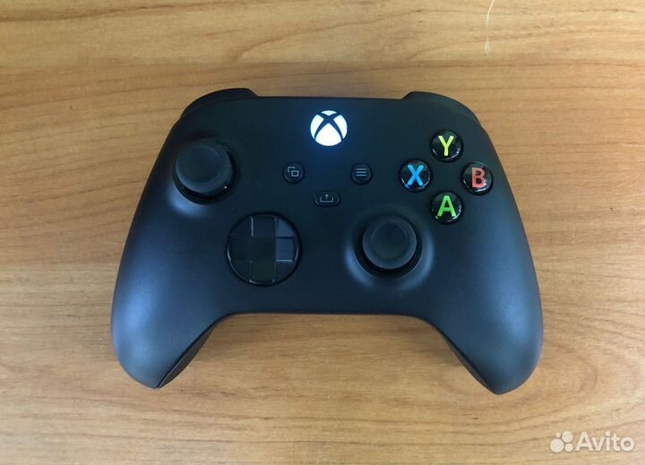 Игровая приставка Microsoft Xbox Series X 1 тб