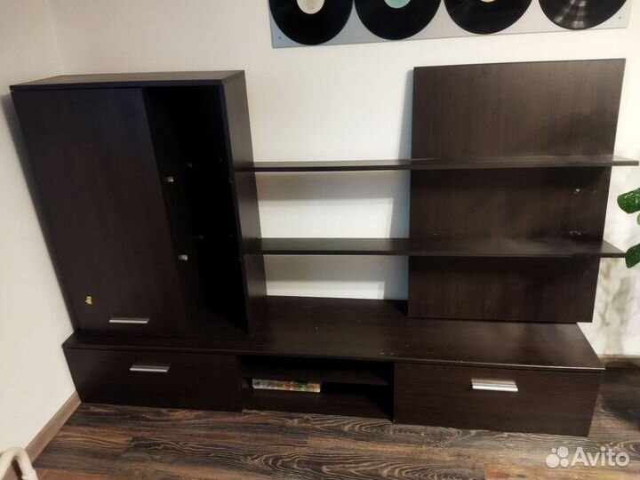Тумба под телевизор