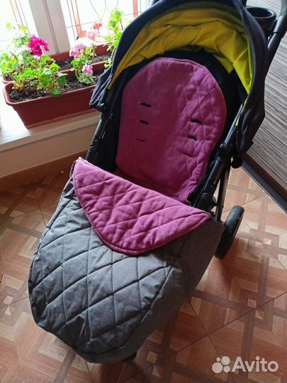 Прогулочная коляска joie