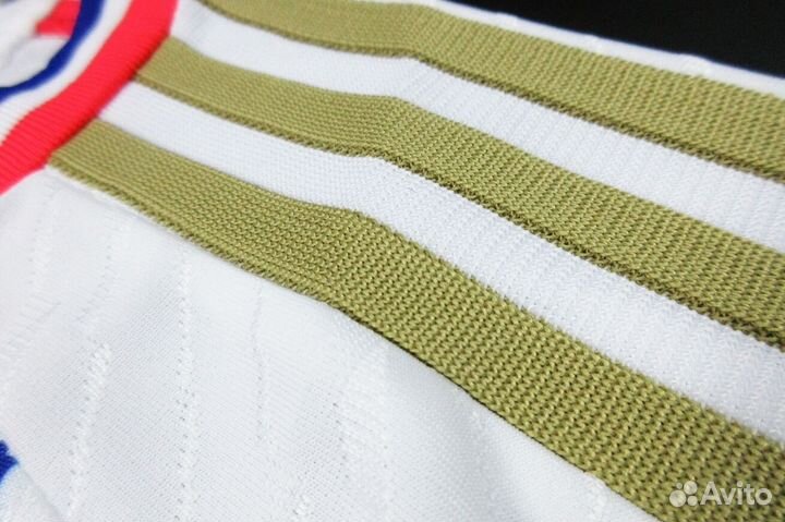 Форма Олимпик Лион сезон 23/24