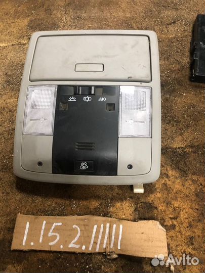 Плафон салона Toyota Land Cruiser Prado 150