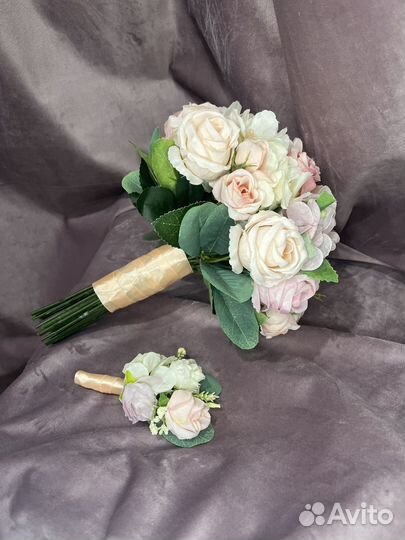 Свадебный букет + бутоньерка. В наличии