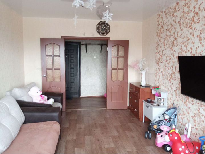 2-к. квартира, 54 м², 4/9 эт.