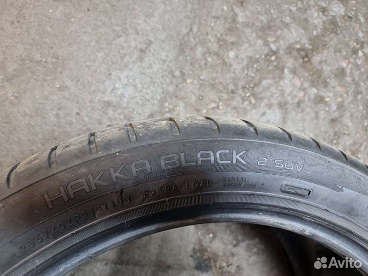 Nokian Tyres Hakka Black 2 SUV 295/40 R21 111