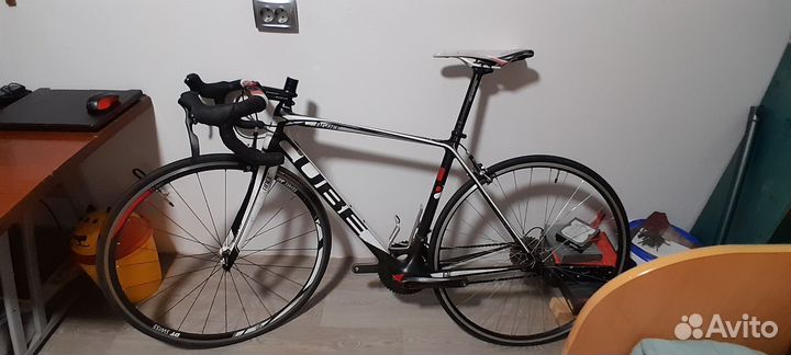 Карбоновый шоссейный велосипед Cube Argee GTC SL